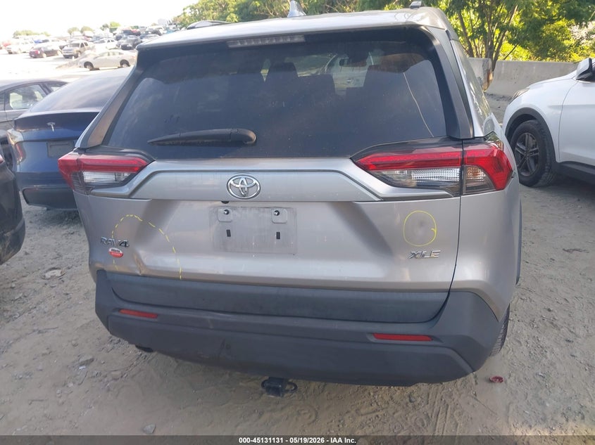TOYOTA RAV4 - zdjęcie 16