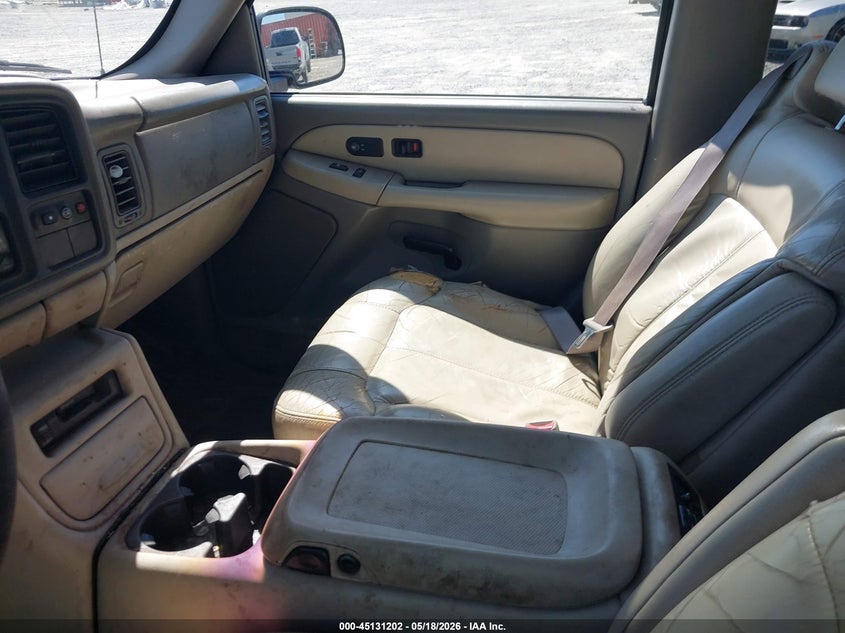 2002 CHEVROLET TAHOE — zdjęcie 5