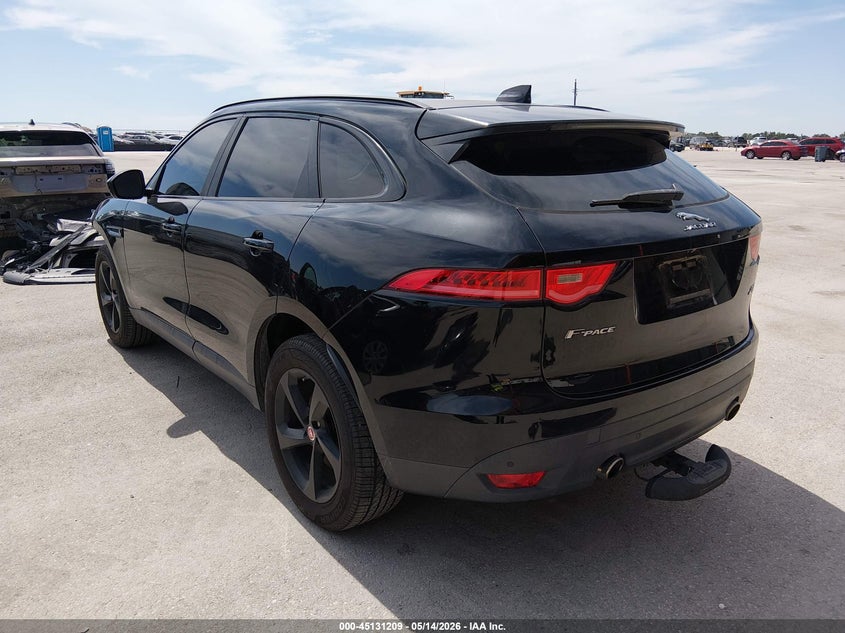 Vin: sadcj2bv1ha058255, lot: 45628838, jaguar f-pace 35t premium 20173