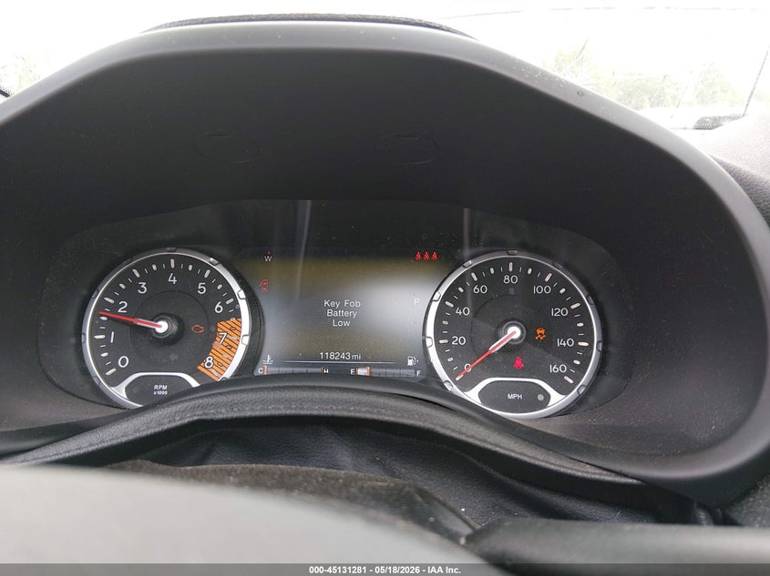 2019 JEEP RENEGADE auction photo 7