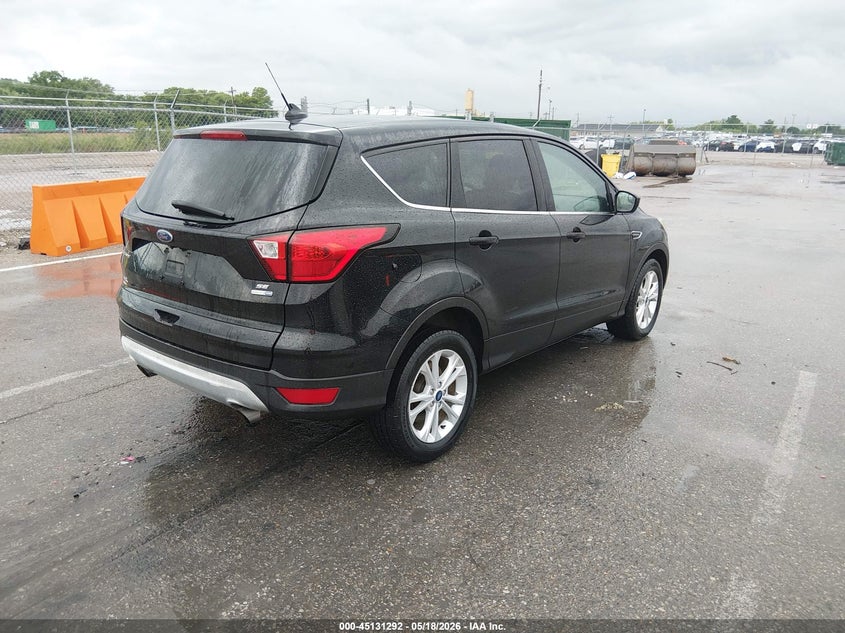 2019 FORD ESCAPE auction photo 4