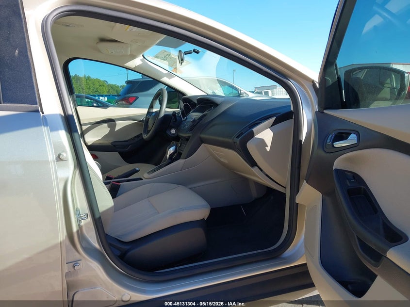 2018 FORD FOCUS auction photo 5