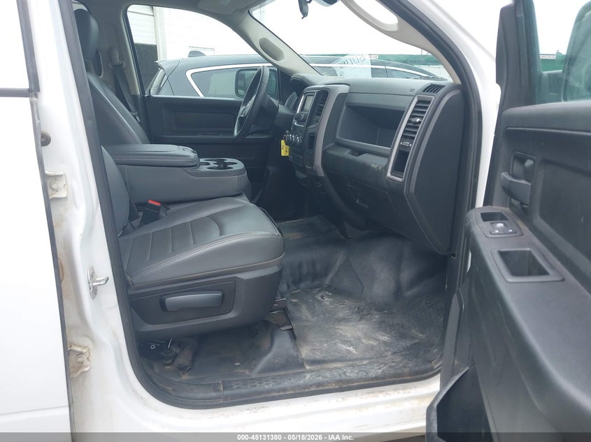 2019 RAM 1500 CLASSIC auction photo 5