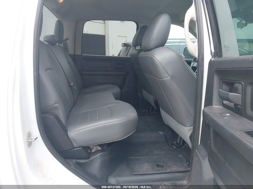 2019 RAM 1500 CLASSIC auction photo 8