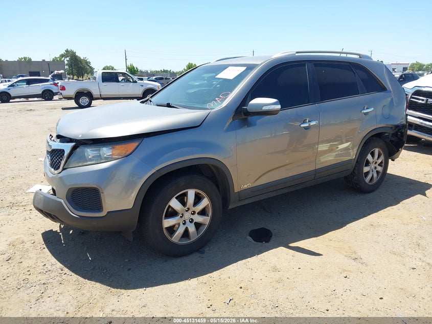 5XYKTDA27DG402363 2013 KIA SORENTO LX V6 photo 1