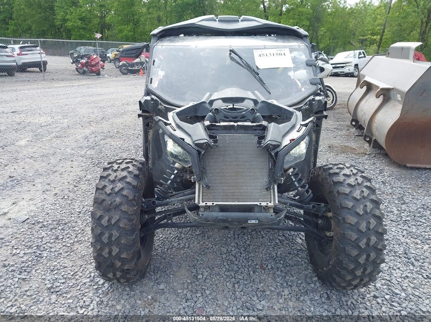 2025 CAN-AM MAVERICK X3 auction photo 5