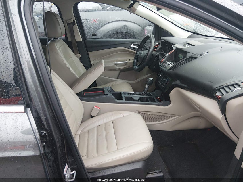 2017 FORD ESCAPE auction photo 5