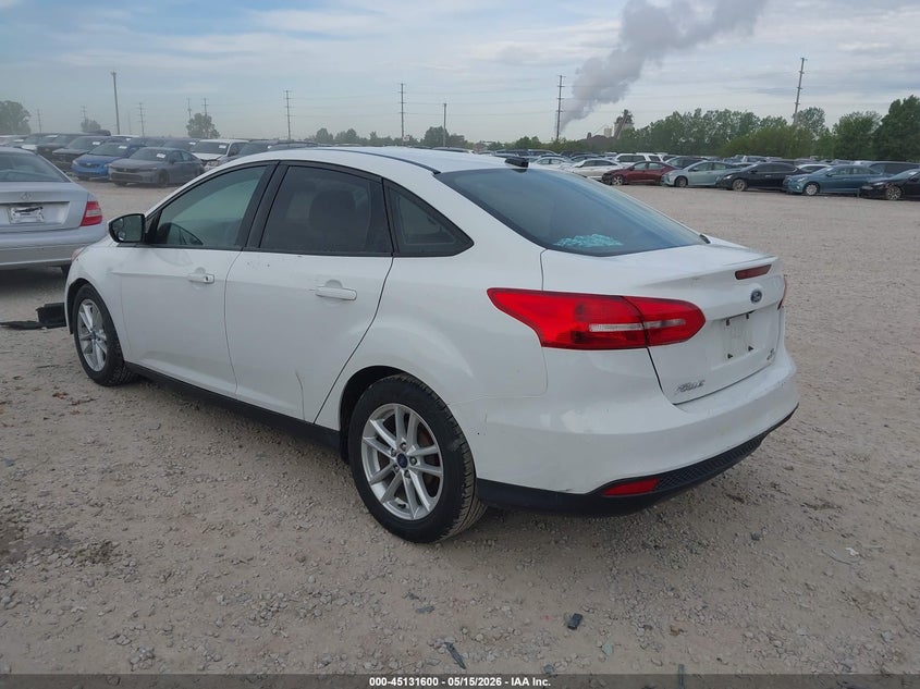 Vin: 1fadp3f22fl373836, lot: 45629229, ford focus se 20153