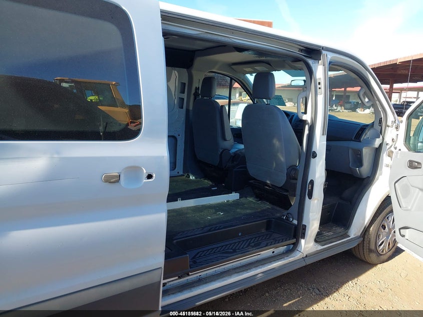 AtlanticExpress - Ford Transit-150