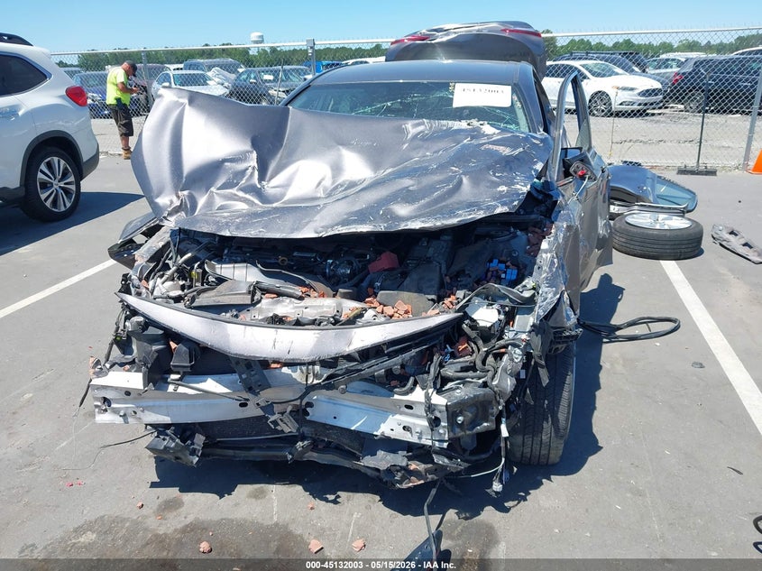 2023 TOYOTA CAMRY auction photo 6
