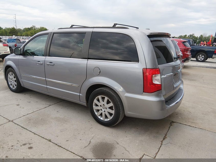 Vin: 2c4rc1bg7dr708238, lot: 45629701, chrysler town & country touring 20133