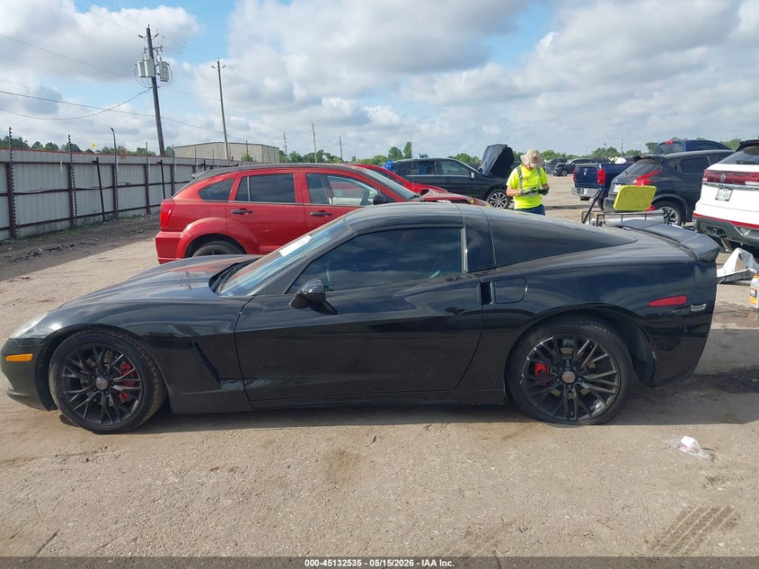 2011 Chevrolet Corvette VIN: 1G1YE2DW0B5100130 Lot: 45132535