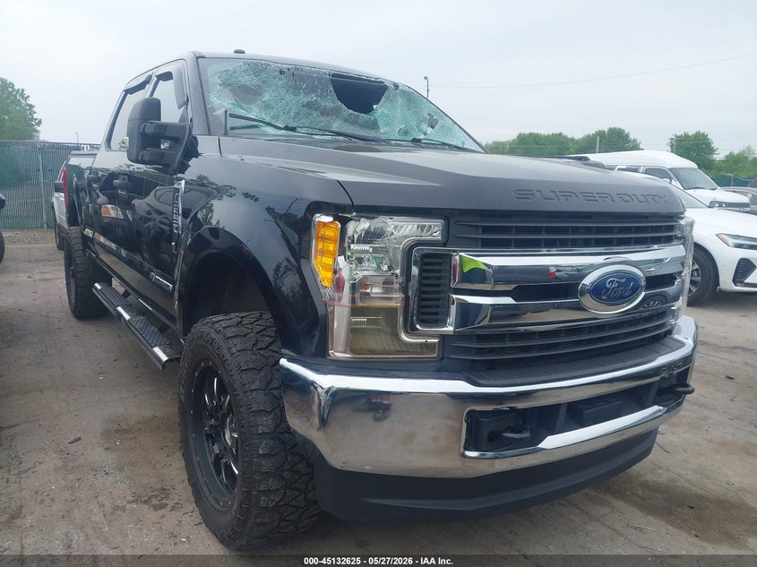 Vin: 1ft7w2bt2hef19940, lot: 45630254, ford f-250 xlt 2017 img_1