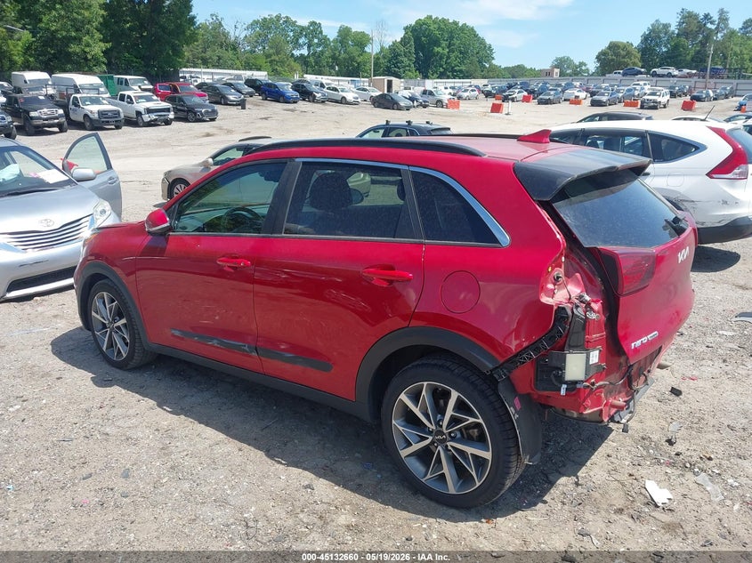 Vin: kndcc3lcxn5535374, lot: 45630289, kia niro touring se 20223