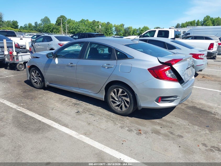 2018 HONDA CIVIC auction photo 3