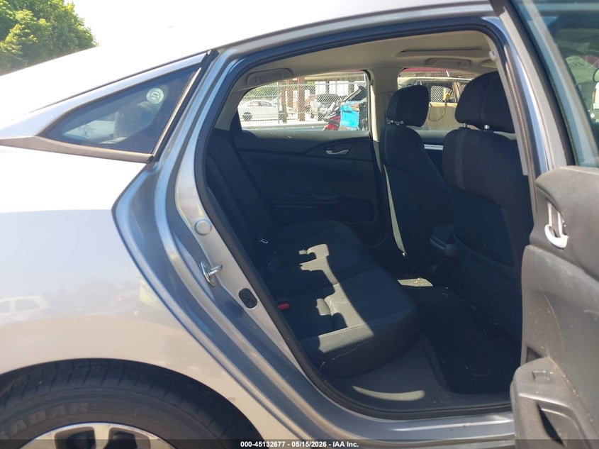 2018 HONDA CIVIC auction photo 8
