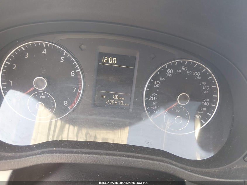 VOLKSWAGEN PASSAT 2015 VIN 1VWAT7A34FC014629