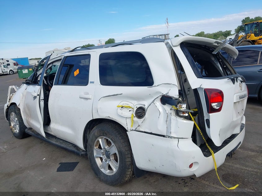 2018 TOYOTA SEQUOIA auction photo 6