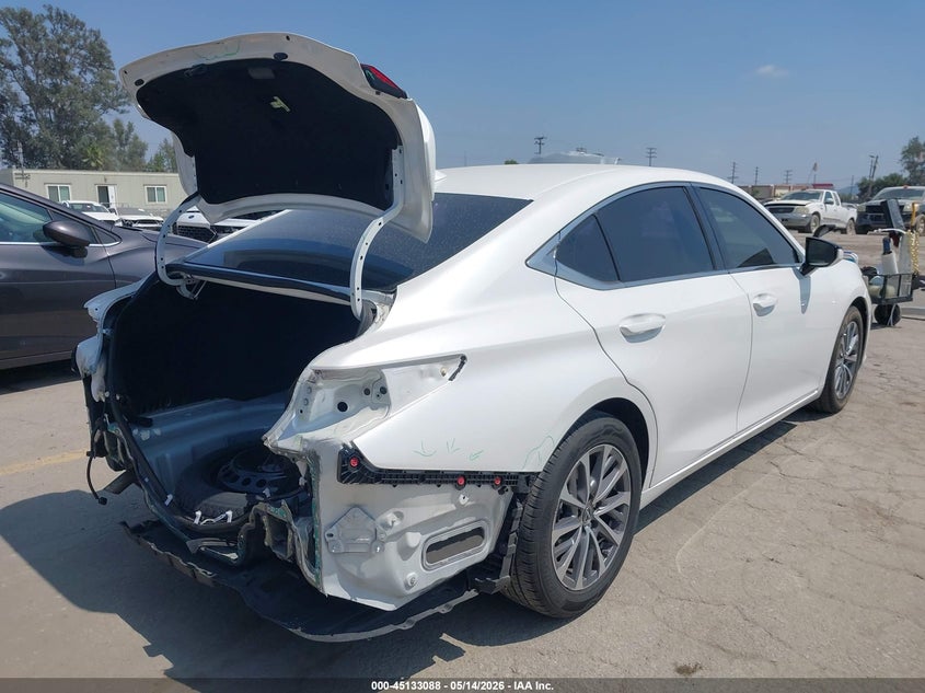 2022 LEXUS ES 300H auction photo 4
