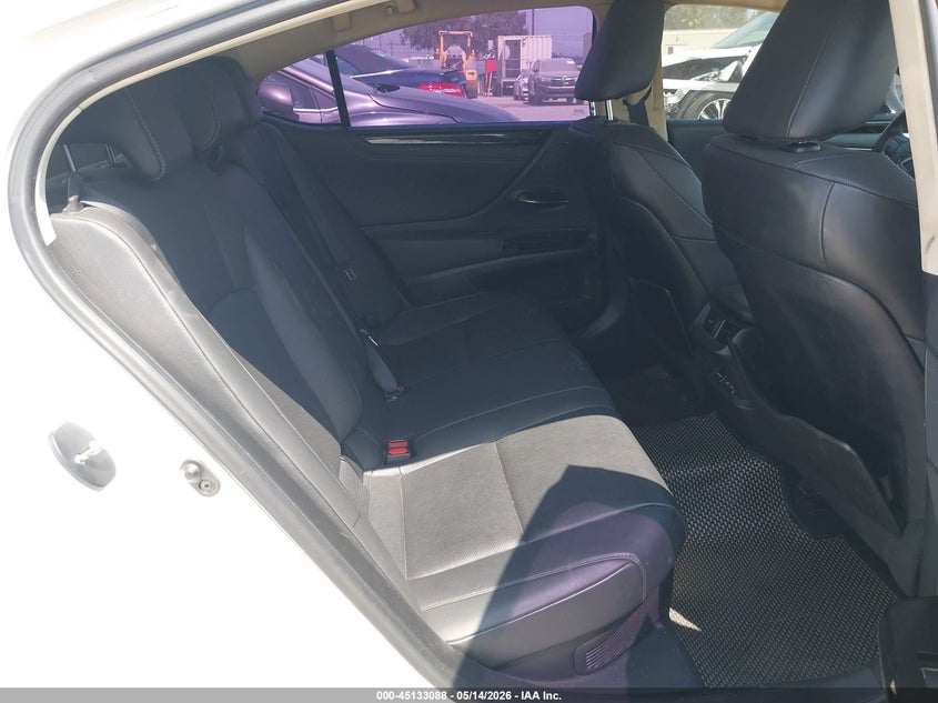 2022 LEXUS ES 300H auction photo 8