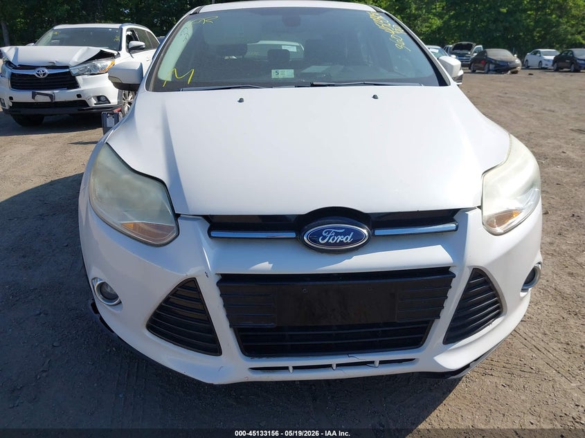 2012 Ford Focus 2.0 Sel white Lot 111045133156 Vin 1FAHP3M25CL346470