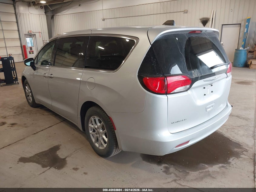 Vin: 2c4rc1cg7nr141528, lot: 45631310, chrysler voyager lx 20223