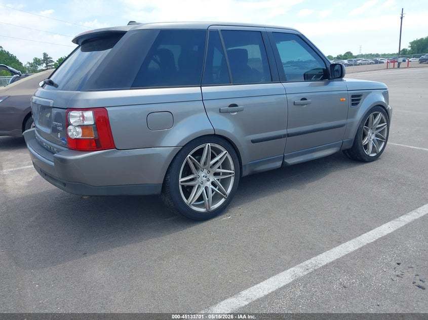 2007 Land Rover Range Rover Sport Hse VIN: SALSK25477A113984 Lot: 45133701