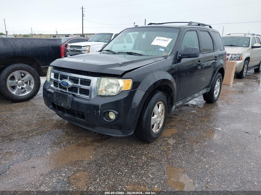 Vin: 1fmcu0d77bkc50962, lot: 45631430, ford escape xlt 20112