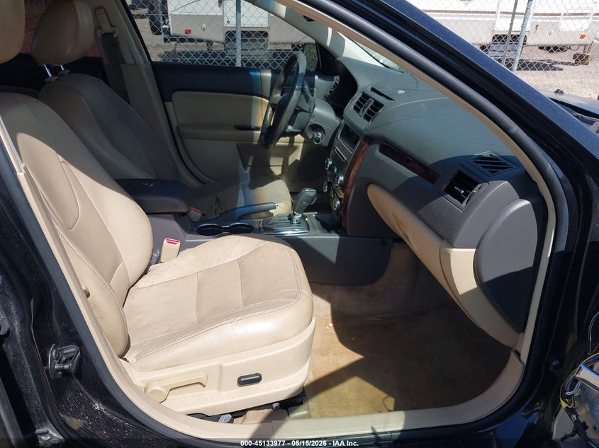 2010 FORD FUSION auction photo 5