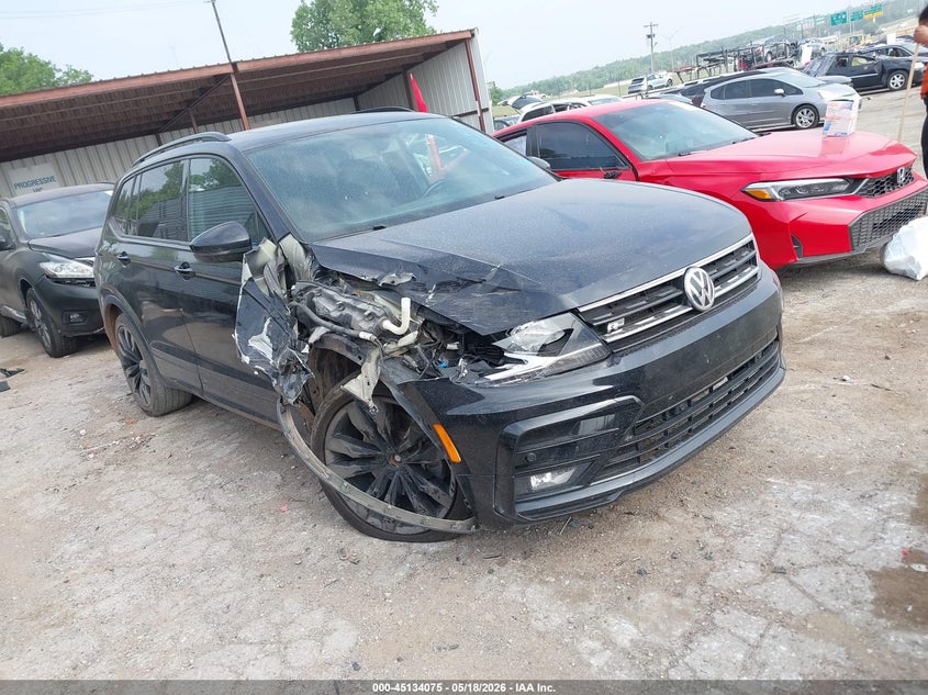 2020 VOLKSWAGEN TIGUAN auction photo 1