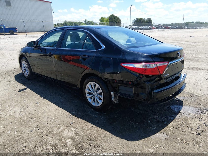 TOYOTA CAMRY - zdjęcie 3