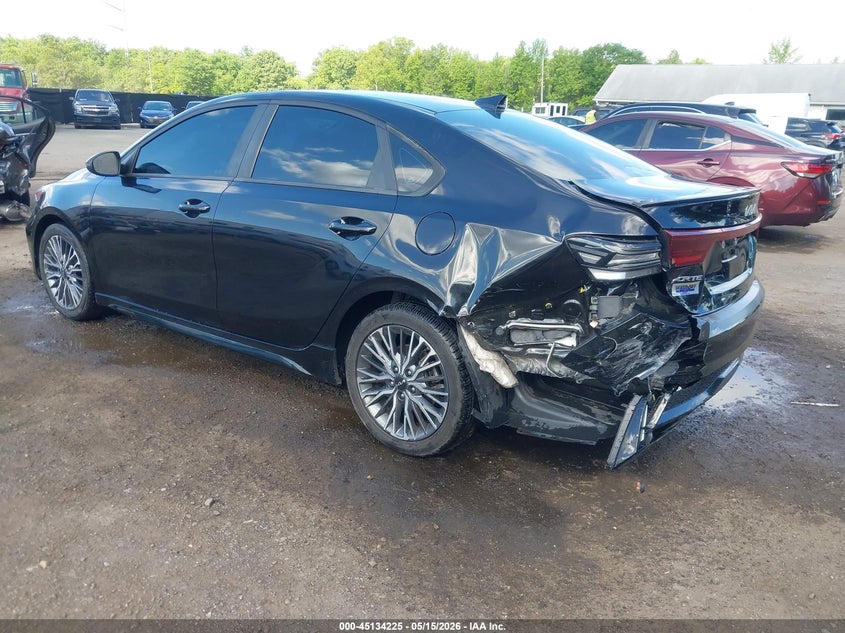 Vin: 3kpf54ad9pe520008, lot: 45631854, kia forte gt-line 20233