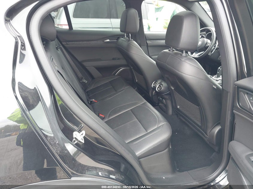 2022 Alfa Romeo Stelvio Sprint Awd VIN: ZASPAKAN5N7D29915 Lot: 45134233
