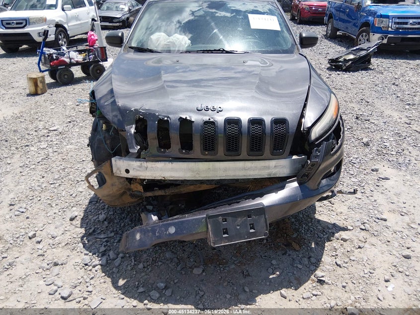 2016 JEEP CHEROKEE auction photo 6
