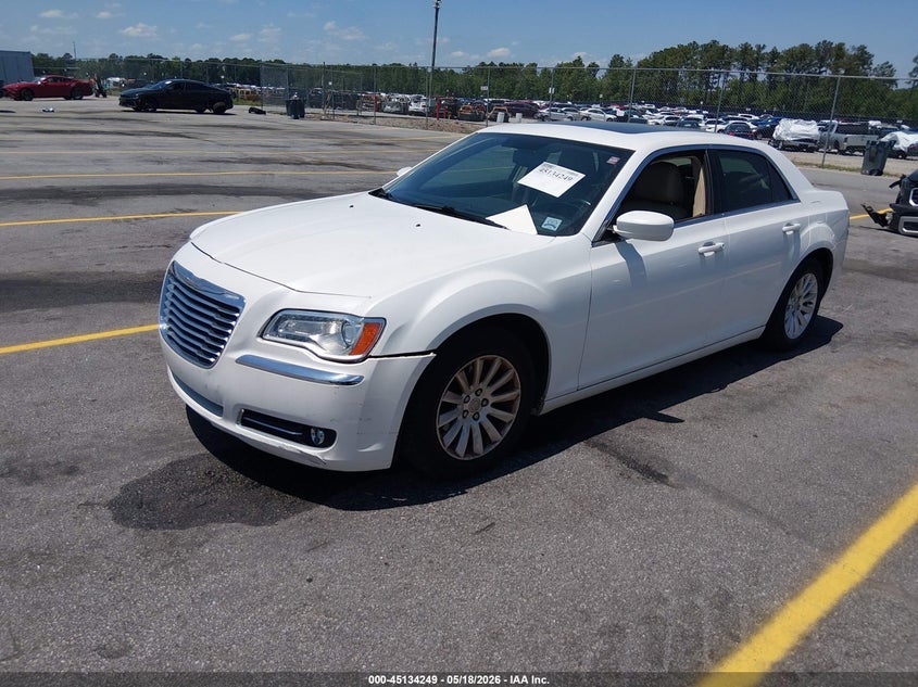 Vin: 2c3ccaag0dh508626, lot: 45631878, chrysler 300 motown 20132