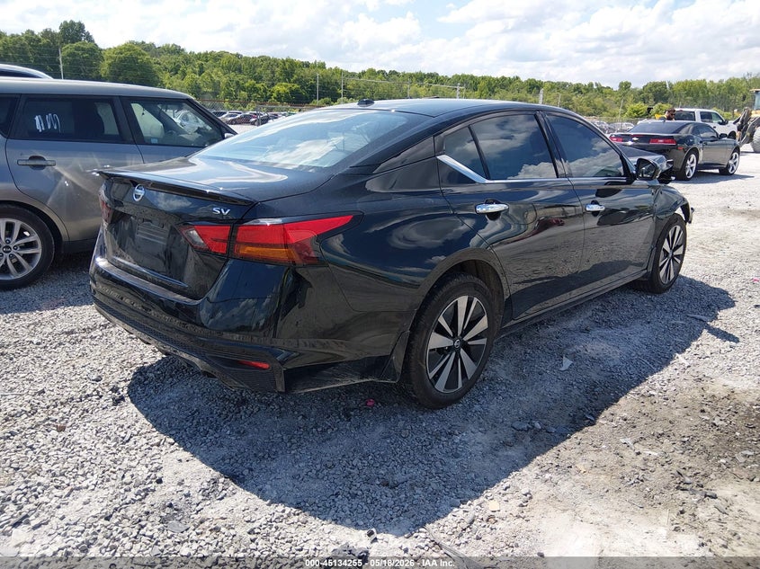 2019 NISSAN ALTIMA auction photo 4