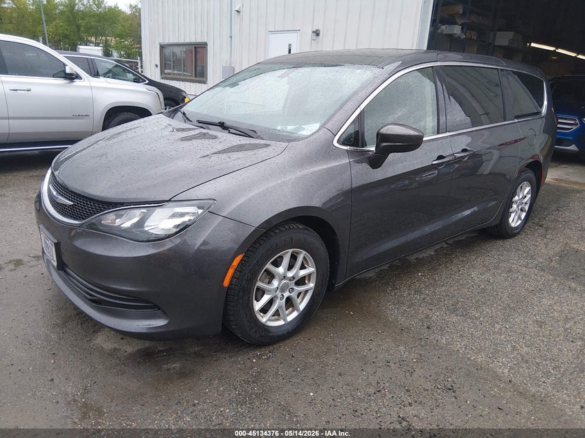 Vin: 2c4rc1cg8lr195613, lot: 45632004, chrysler voyager lx 20202