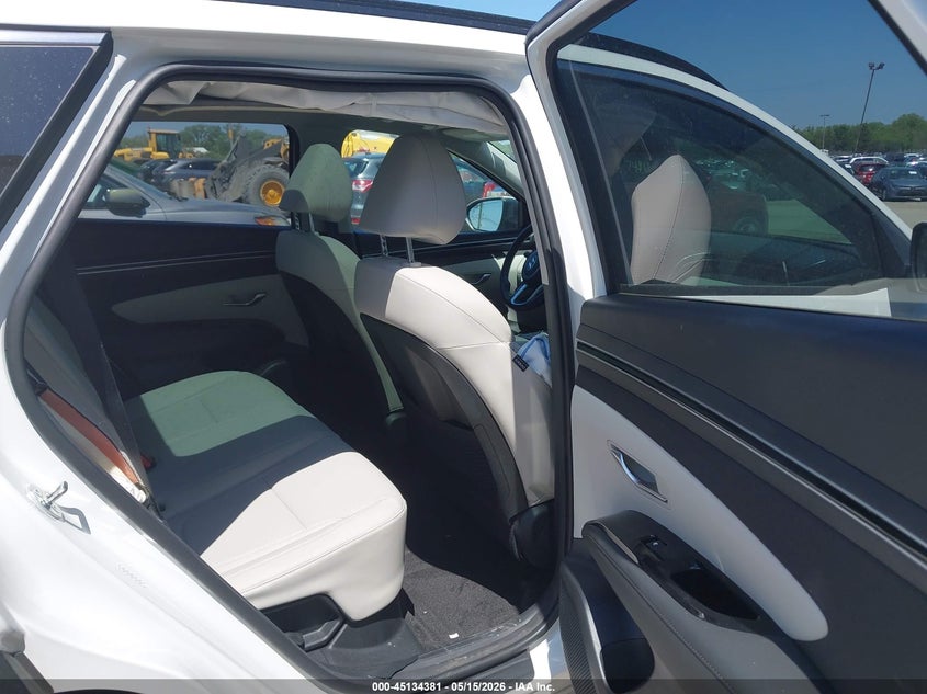 AtlanticExpress - Hyundai Tucson Hybrid
