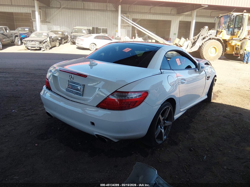 Vin: wddpk4ha8ff106852, lot: 45632028, mercedes-benz slk 250 20154