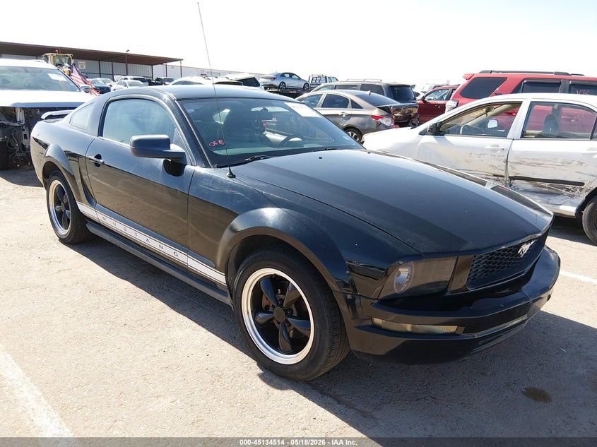 2007 Ford Mustang V6 Deluxe/V6 Premium