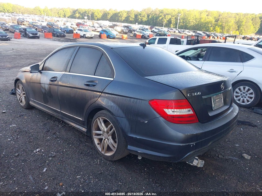 2013 MERCEDES-BENZ C 300 auction photo 3