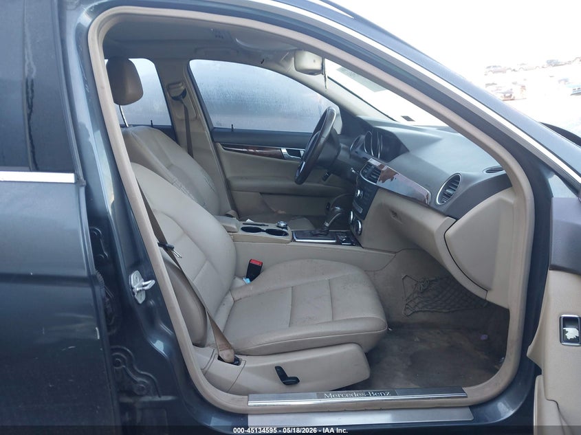 2013 MERCEDES-BENZ C 300 auction photo 5