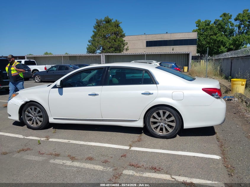 2011 Toyota Avalon 3.5 Limited white Lot 111045134855 Vin 4T1BK3DB5BU396594