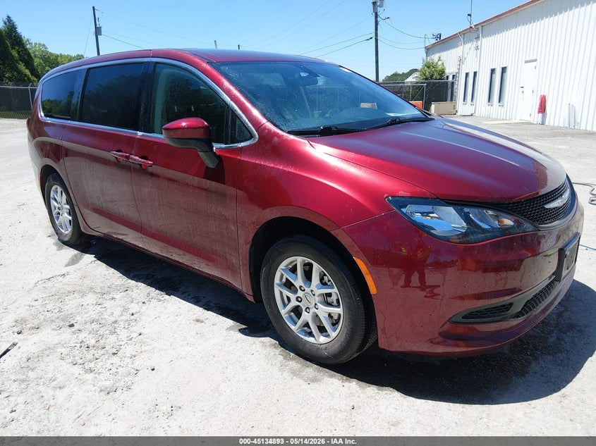 2022 CHRYSLER VOYAGER LX