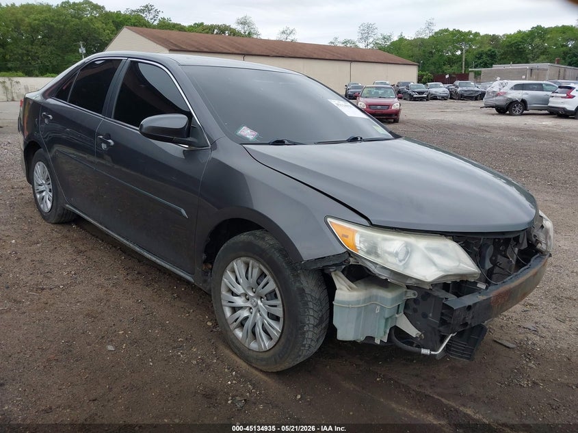 Vin: 4t4bf1fk6dr321479, lot: 45632564, toyota camry le 20131
