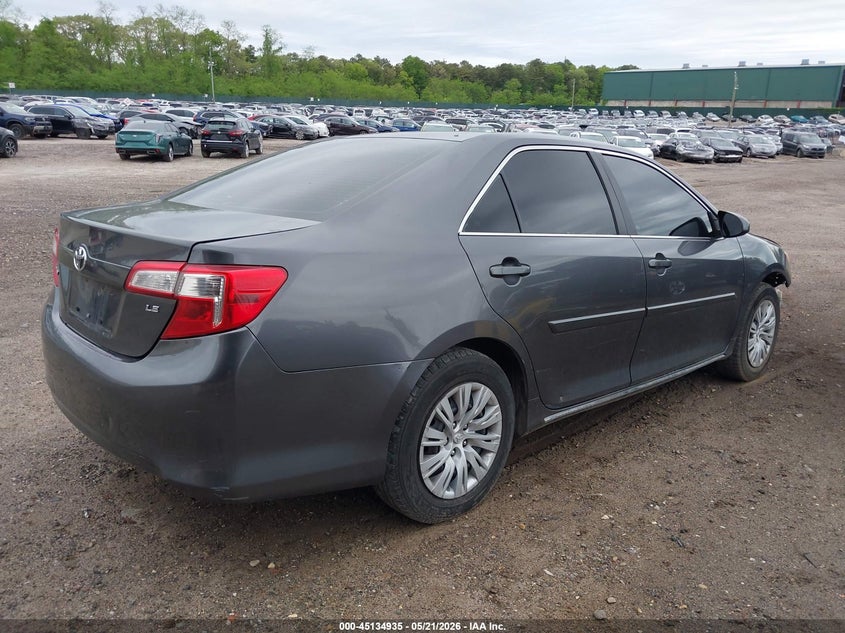 Vin: 4t4bf1fk6dr321479, lot: 45632564, toyota camry le 20134