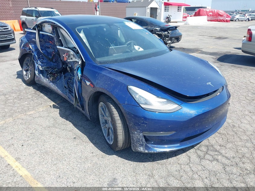 Vin: 5yj3e1eb8lf711045, lot: 45632627, tesla model 3 long range dual motor all-wheel drive 2020 img_1