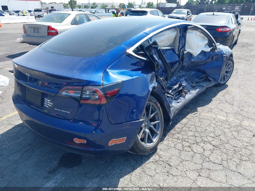Vin: 5yj3e1eb8lf711045, lot: 45632627, tesla model 3 long range dual motor all-wheel drive 20204