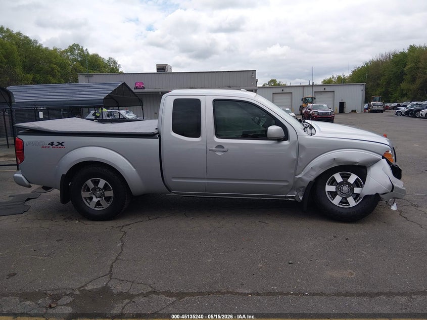 2011 Nissan Frontier 4.0 Frontier Pro-4X silver Lot 111045135240 Vin 1N6AD0CW1BC434760