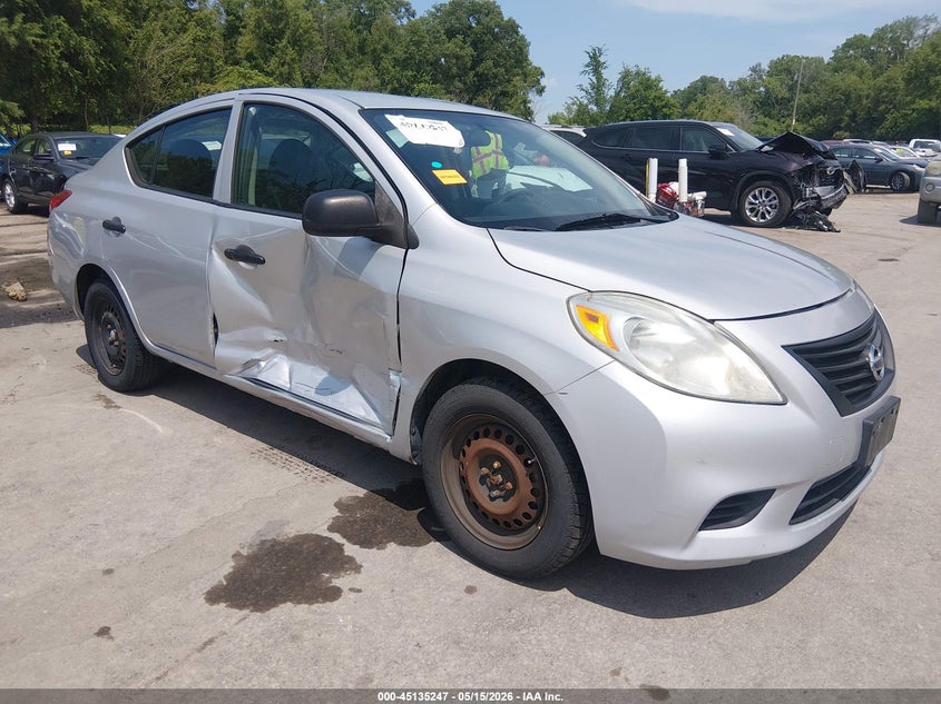 2013 Nissan Versa 1.6 S